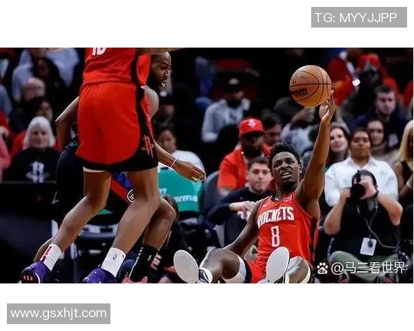 2017年火箭队与灰熊队激战回顾：精彩瞬间与关键时刻分析