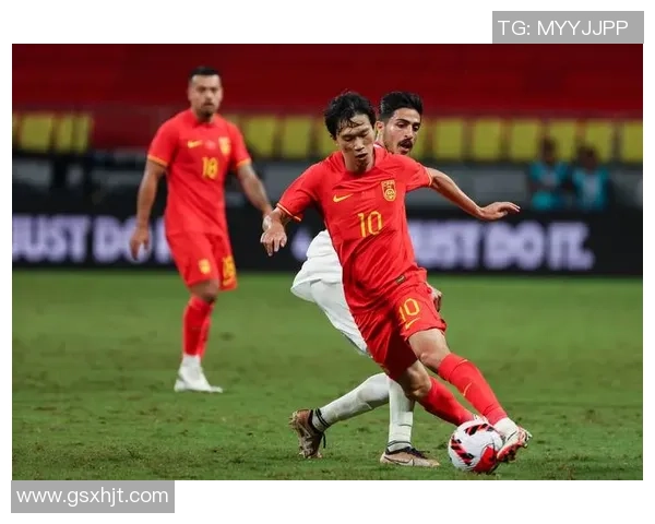 中国队与叙利亚队在2017年世预赛中的激烈对决与精彩瞬间回顾 中国队与叙利亚队在2017年世预赛中的激烈对决与精彩瞬间回顾