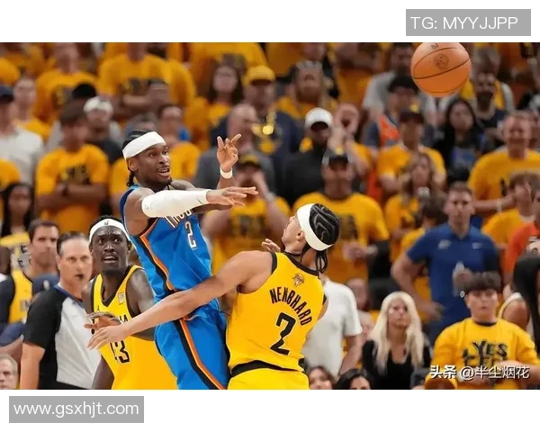 雷霆勇士西部决赛第三场激战回顾与精彩瞬间分析